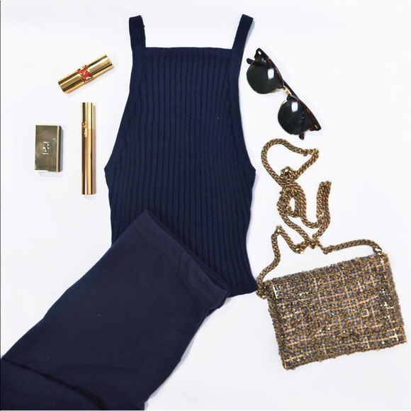 COVETED BASICS Ribbed Knit Crop Top - Picture 3 of 3